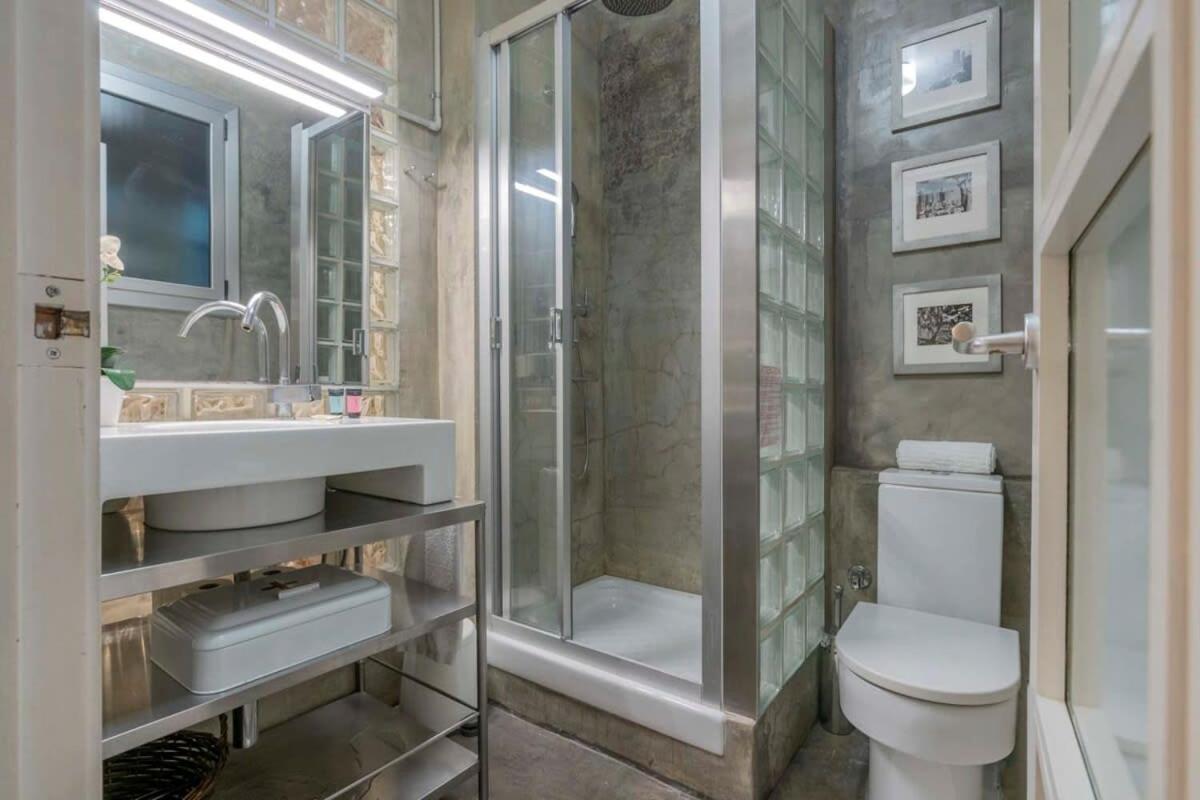 Exclusive 2 Bedroom Apartment In The City Center Барселона Екстериор снимка