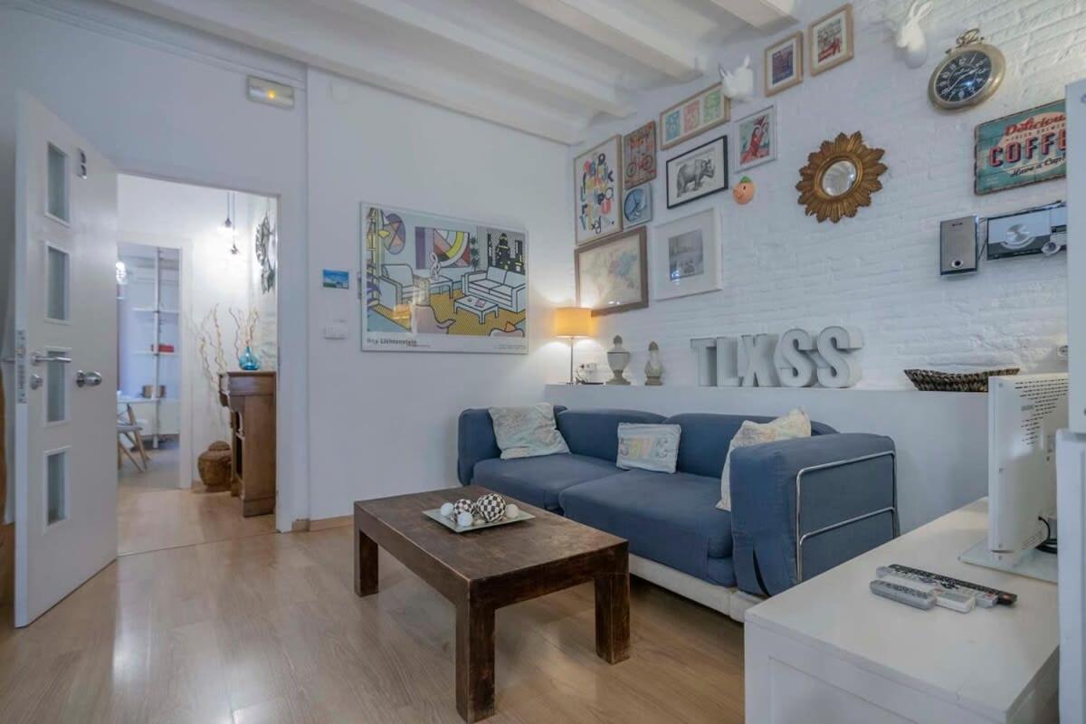 Exclusive 2 Bedroom Apartment In The City Center Барселона Екстериор снимка
